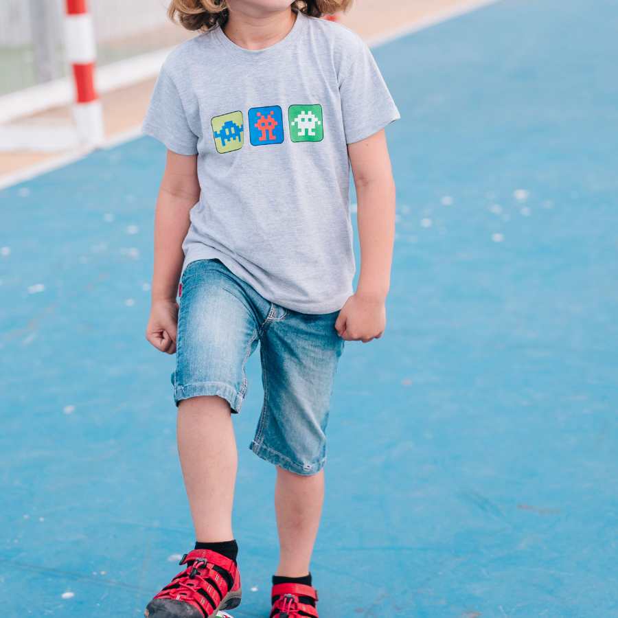 Camisetas escolares